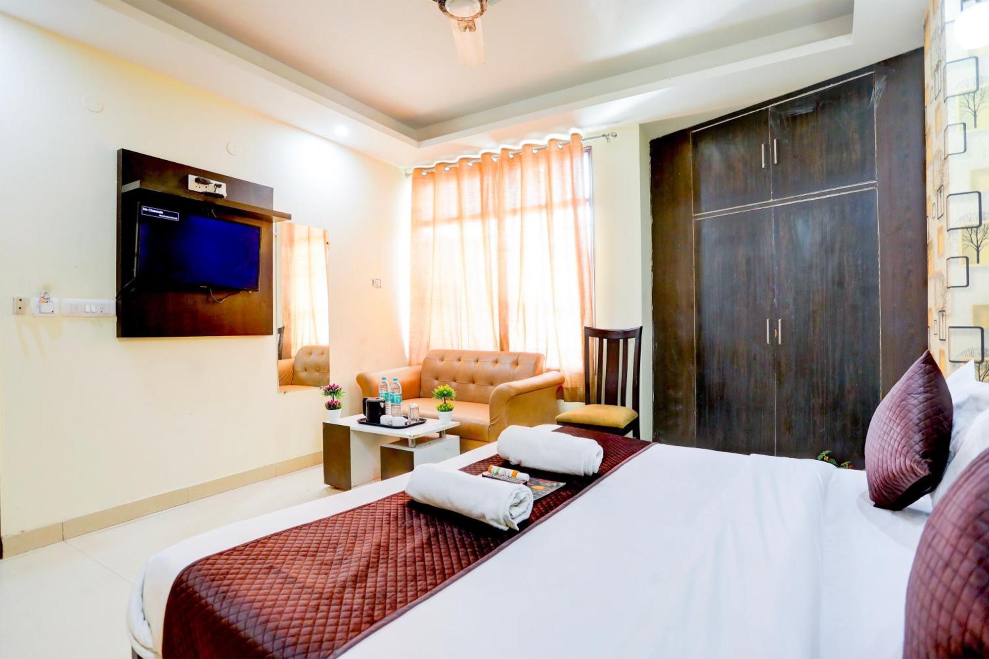 Global Stay Near Delhi Airport Neu-Delhi Exterior foto