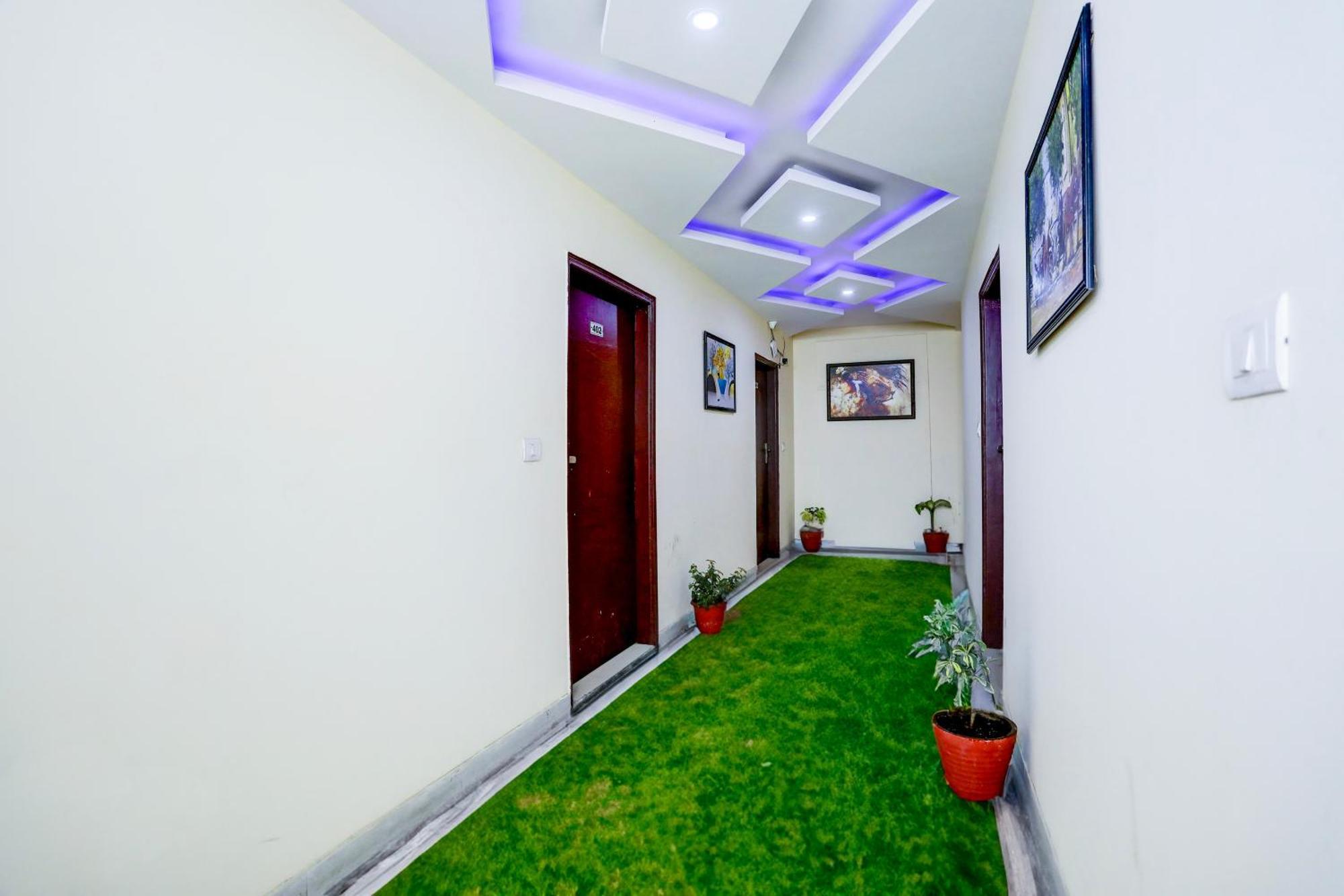 Global Stay Near Delhi Airport Neu-Delhi Exterior foto
